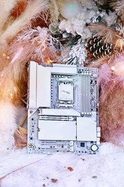 DDR5 C26低時序黑科技年度電競大秀！雷克沙打造高校電競性能標桿(圖3)