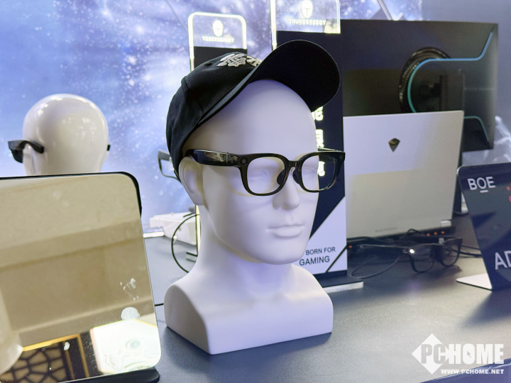 雷神雙旗艦發(fā)布 18英寸電競本和智能眼鏡重構(gòu)AI生態(tài)(圖4)